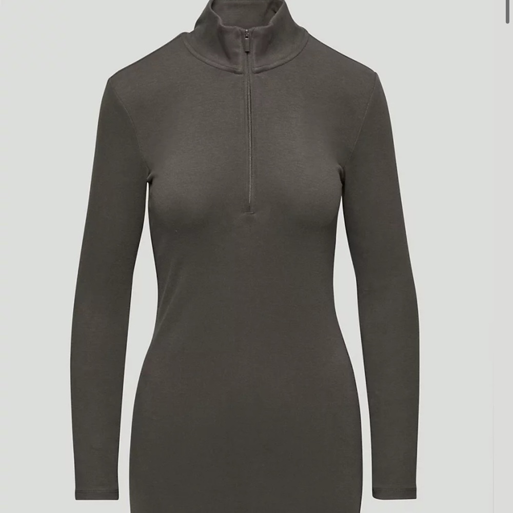 Aritzia Sunday Best Black Half-Zip Dress Size Medium